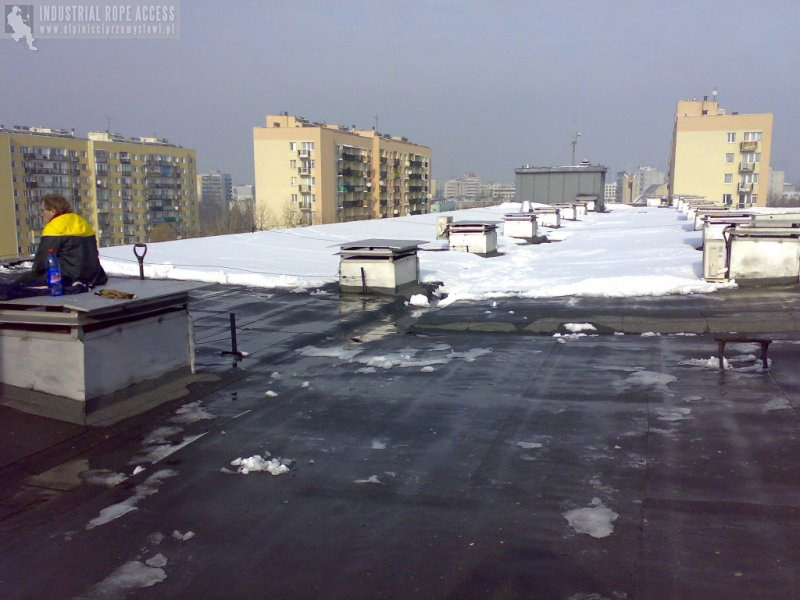 Odśnieżanie dachów Warszawa Prace wysokościowe